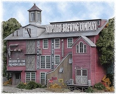Shipyard Brewing Backgroung Building -- Kit - 9 x 3-1/2 x 9′ 22.9 x 8.9 x 22.9cm, HO, Bar Mills LLC 852
