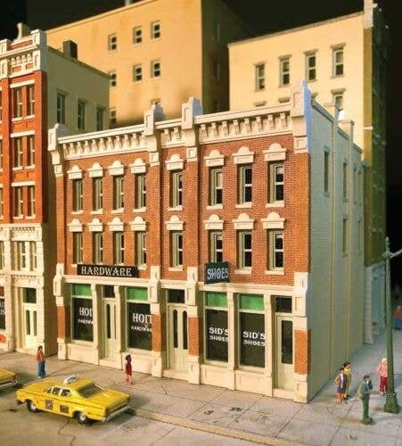 Cast-Resin Kit -- Brother`s Block - 4 x 3 x 3-1/2` 10.2 x 7.6 x 8.9cm, N, Lunde Studios 16