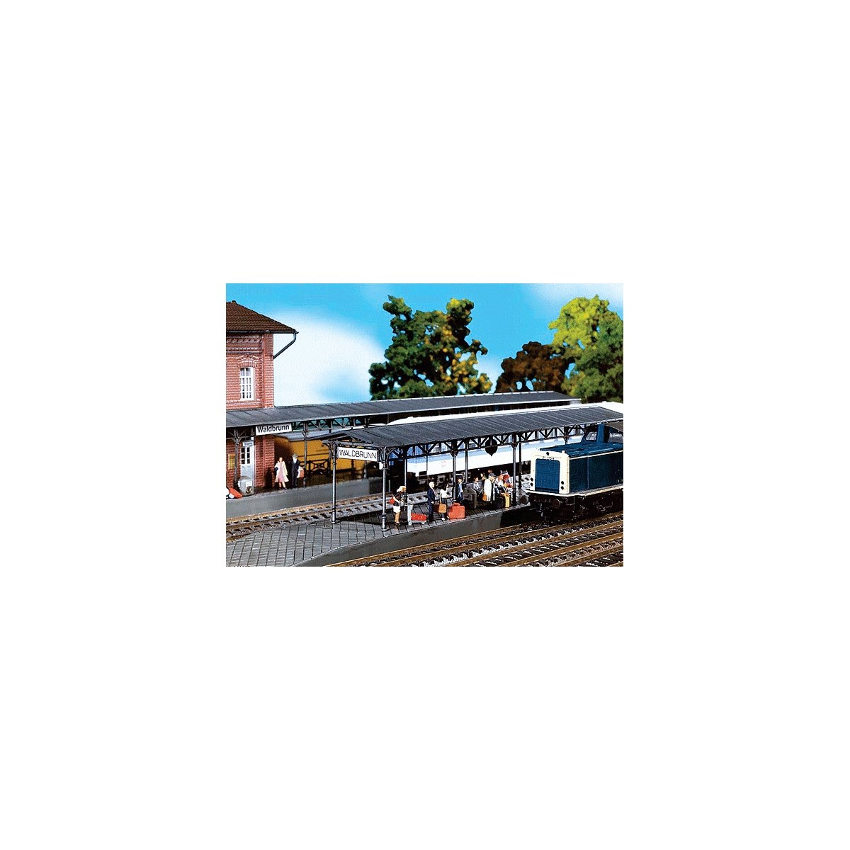 Covered Platforms - Weathered Model -- 14-3/8 x 3-1/4 x 2-3/8′ 36 x 5.6 x 6cm, HO, Faller Gmbh 120204