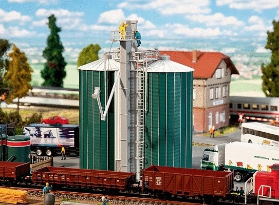 Double Silo w/Elevator -- Kit - 5-7/8 x 5-1/8 x 7-7/8′ 15 x 13 x 20cm, HO, Faller Gmbh 120260