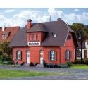 Brick Small Village School -- Kit - 6-3/8 x 4-3/4 x 4-7/8′ 16.2 x 12 x 12.3cm, HO, Vollmer Gmbh 43570