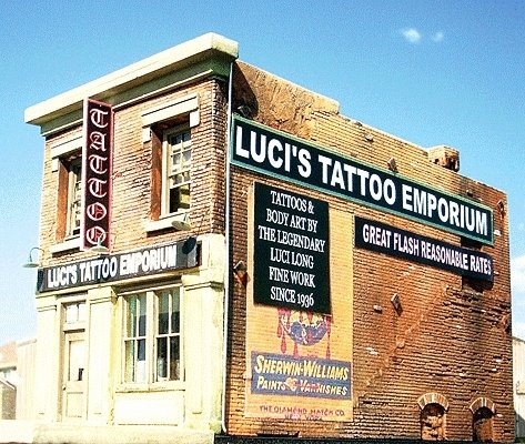 Luci′s Tattoo Emporium -- Kit, HO, Downtown Deco 1050