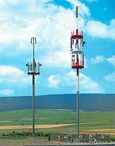 Cell Phone Towers -- 12-5/8′ 32cm Tall, HO, Busch Gmbh & Co Kg 1021