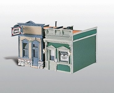 Doctor`s Office & Shoe Repair - Scenic Details(R) -- Metal Kit - 3 x 2-1/8` 7.6 x 5.4cm, HO, Woodland Scenics 224