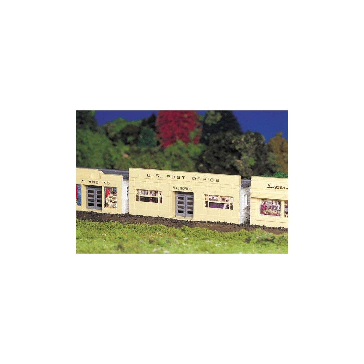 Plasticville Classic Kit - Post Office -- 2-1/8 x 4-5/8′ 5.5 x 11.8cm, HO, Bachmann Industries 45144