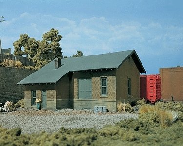 Freight Depot - Kit - Woodland Scenics DPM Landmark Structures(R) -- 100 Series - 5-3, HO, Design Preservation Models 10700