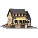 William′s Country Store -- Kit, N, Life-Like Products 7463
