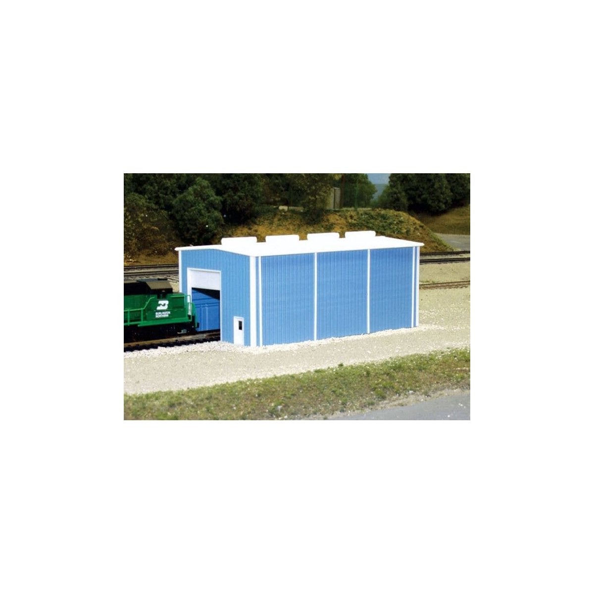 Small Engine House -- Scale 30 x 60′ 9.1 x 18.3m (blue), N, Pikestuff 8002