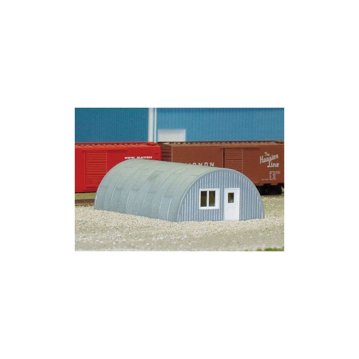Quonset Hut -- Kit - Scale 24 x 37 x 12′ 61 x 94 x 30.5cm, N, Rix Products 710