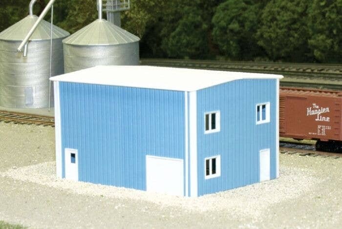 Yard Office -- Scale 30 x 40′ 27.4 x 36.6m (blue), N, Pikestuff 8001