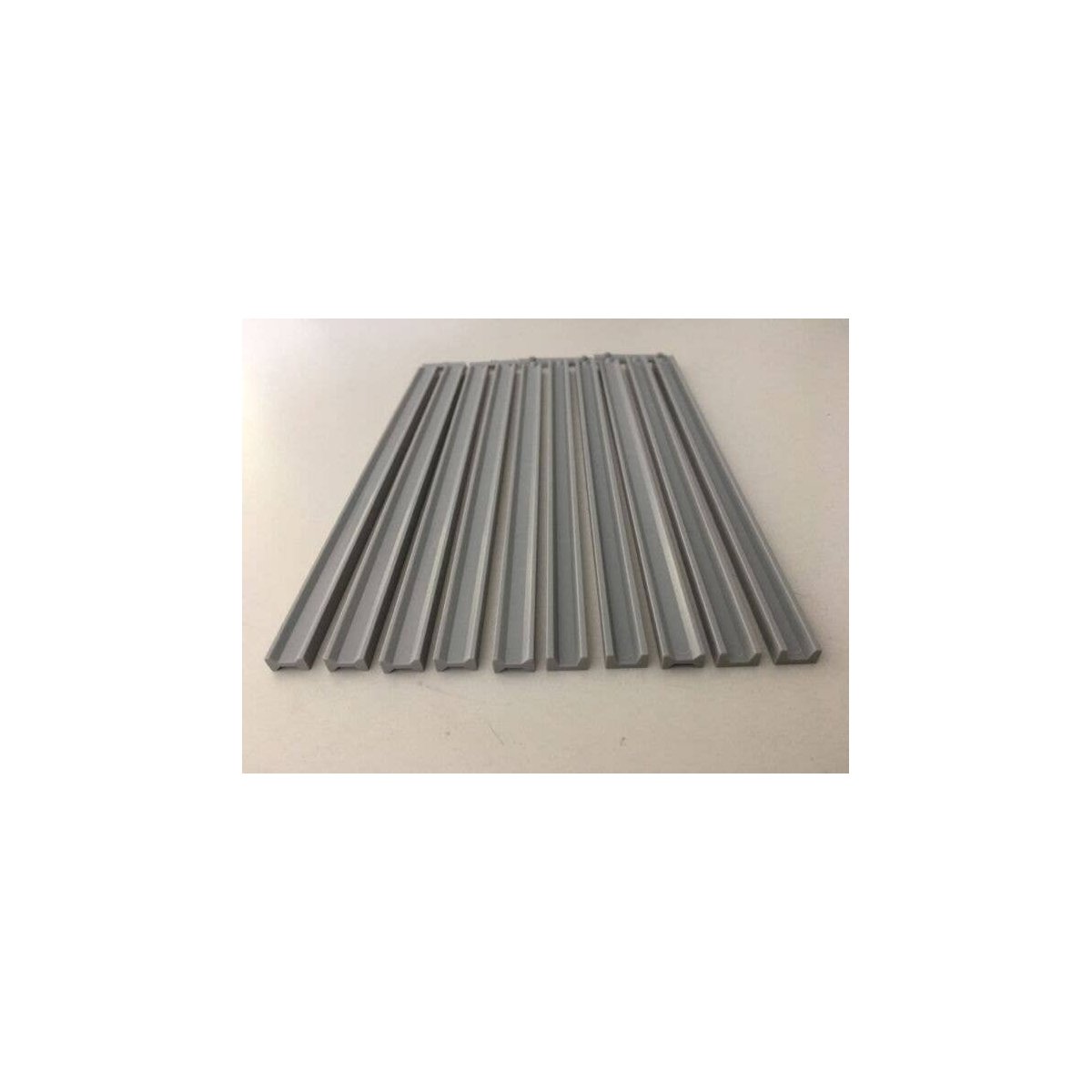 Overpass Beams -- 50′ 15.2m Sections pkg(10), HO, Rix Products 105