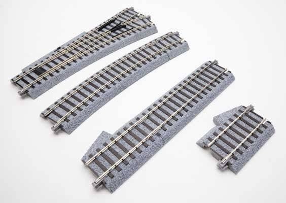 4 Manual Turnout - Unitrack -- Right Hand - 21-5/8′ 550mm 19 Degree Diverging Route, HO, Kato USA Inc 2853