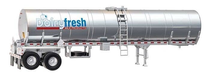 Food Grade Tank Trailer - Assembled -- Dairy Fresh Milk Products, HO, Walthers SceneMaster 12353
