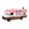 Morgan Olson(R) Route Star Van -- Traffic Cones Ice Cream Food Truck, HO, Walthers SceneMaster 12108