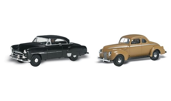 AutoScenes(R) - Assembled -- Cruisin′ Coupes pkg(2), HO, Woodland Scenics 5536