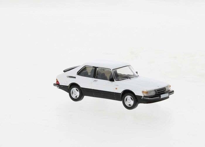 1986 Saab 900 Turbo - Assembled -- White, Black, HO, Brekina Automodelle PCX870648