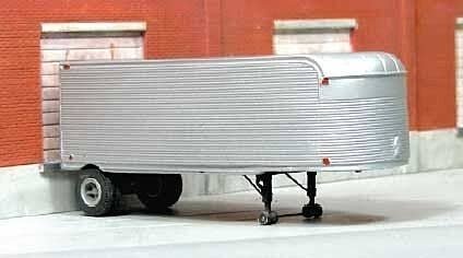 1940-1951 Fruehauf 26′ Stainless Steel Single-Axle Dry Van Trailer - Resin Kit -- Unpainted R, HO, SYLVAN SCALE MODELS T028