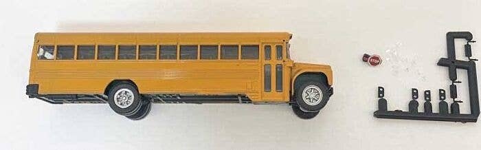 School - Transport Bus - Kit -- Yellow w/Modeler-Applied Lights/Stop Sign, HO, Herpa Models 6617