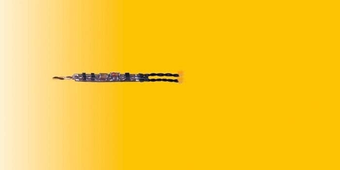 LED w/Wires & Resistor -- Yellow, 1/16 x 1/32′ 1.6 x .8mm pkg(5), All Scales, Viessmann Modellspielwaren 5270