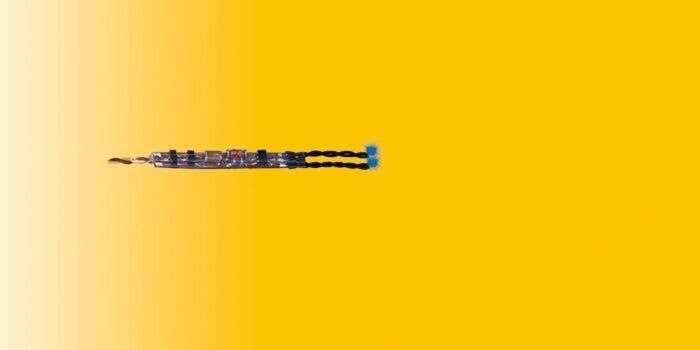 LED w/Wires & Resistor -- Blue, 1/16 x 1/32′ 1.6 x .8mm pkg(5), All Scales, Viessmann Modellspielwaren 5271