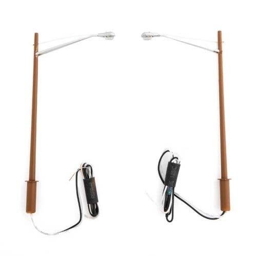 LED Streetlight 2-Pack -- Modern Long Arm Style w/Wood Pole, HO, Walthers SceneMaster 4805