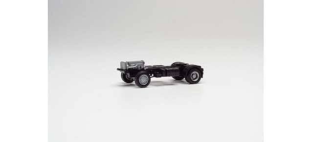 Iveco 2-Axle Trakker Chassis -- pkg(2), HO, Herpa Models 85113
