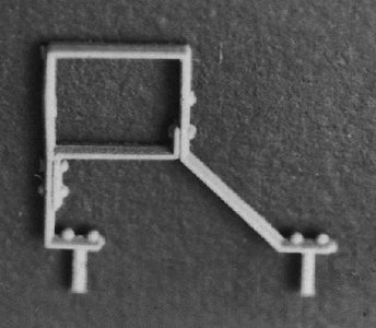 Freight Car Stirrups - Offset Bottom Mount pkg(8) -- Double - 18-1/2 x 12′ 47 x 30.5cm, HO, Detail Associates 6413