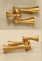 Airhorn (Unpainted Brass Casting) -- Nathan P3 (2 Bells Forward, 1 Bell Back), HO, Cal Scale 543