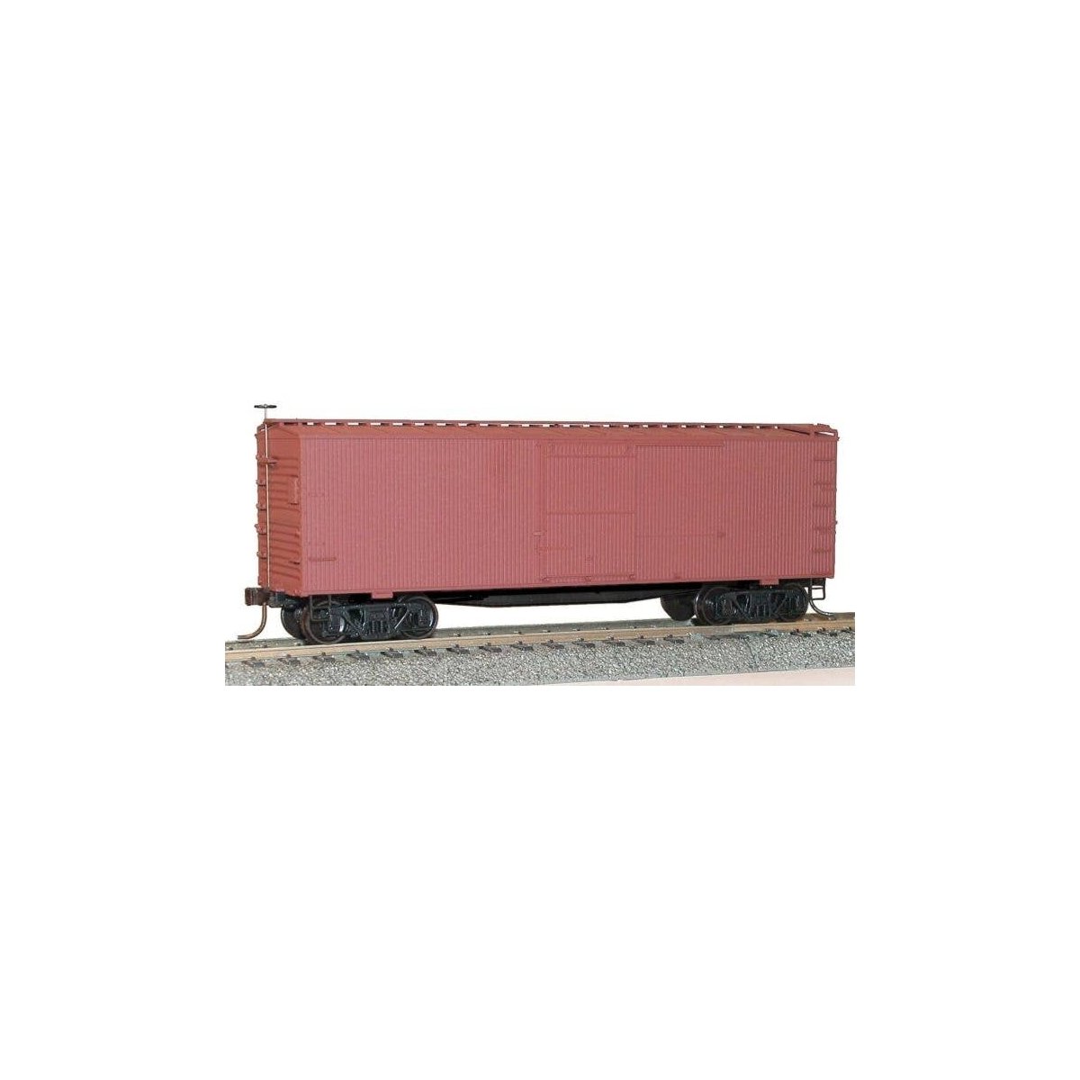 36′ Double-Sheathed Wood Boxcar w/Steel Roof, Ends, Fishbelly Underframe - K -- Undecorated, HO, Accurail Inc 1300