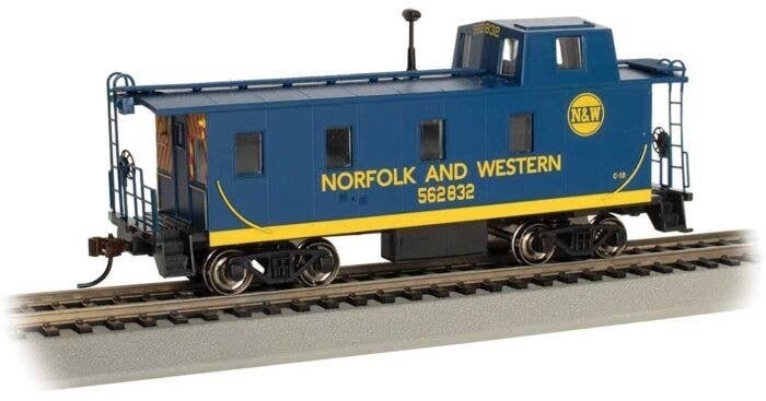 Slanted Offset-Cupola Caboose - Ready to Run -- Norfolk & Western 562832 (blue, yellow), HO, Bachmann Industries 14003