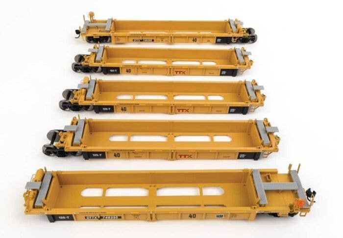 Thrall 5-Unit Rebuilt 40′ Well Car - Ready to Run -- TTX DTTX 748295 - small red TTX logo, HO, WalthersMainline 55671