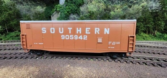 Radio Car - Decorated 3D Resin Kit -- Southern Railway 905942 (Boxcar Red, Billboard Lettering), HO, State Tool & Die 715