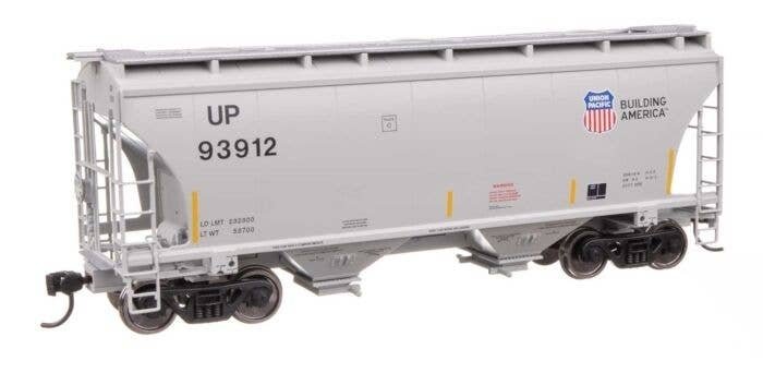 39′ Trinity 3281 2-Bay Covered Hopper - Ready-to-Run -- Union Pacific(R) 93912, HO, WalthersMainline 49325