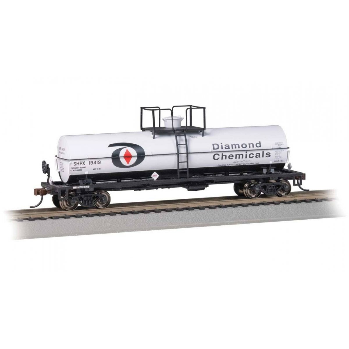 Chemical Tank Car - Ready to Run -- Diamond Chemicals SHPX 19419 (white, black, red)