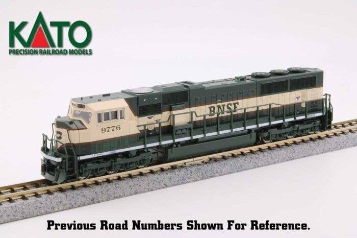 EMD SD70MAC w/Cab Headlight - Standard DC -- Burlington Northern Santa Fe 9799 (cream, green), N, Kato USA Inc 1766313