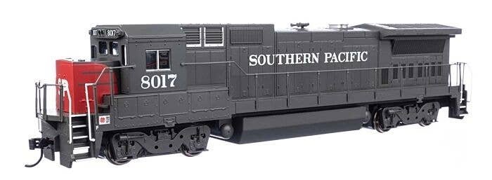 GE Dash 8-40B - Standard DC -- Southern Pacific(TM) 8017 (gray, red, white large SP on nose), HO, WalthersMainline 9572