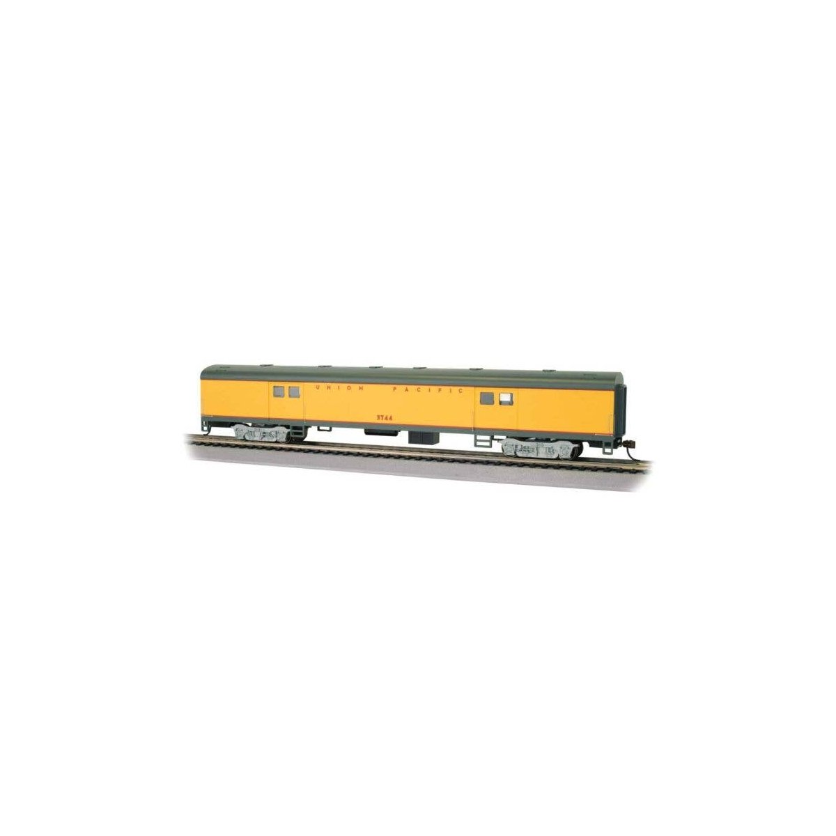 72′ Smooth-Side Baggage - Ready to Run -- Union Pacific 5744 (Armour Yellow, gray, red), HO, Bachmann Industries 14411