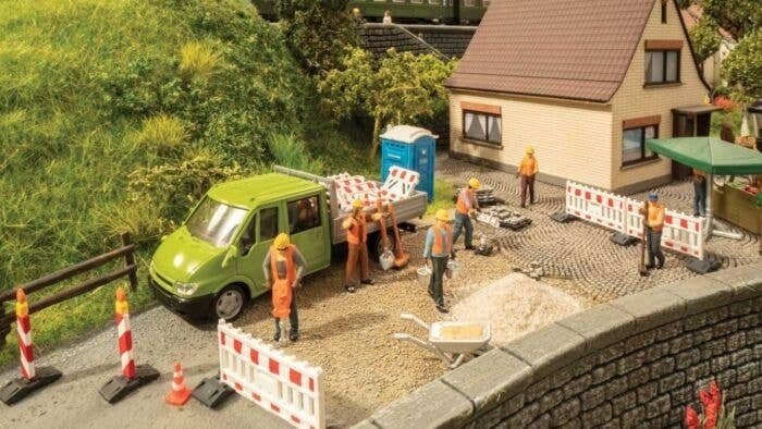 Road Construction/Works -- 6 Figures, Barricades, Tools, HO, Noch Gmbh & Co 16262