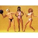 Swimmers w/Beachball -- 1 Male & 2 Females, G, Preiser Kg 45014