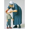 Pedestrians -- Protestant Sister with Child, G, Preiser Kg 45507