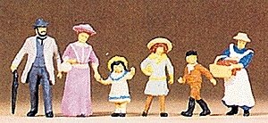 1900s Figures -- Family Walking, HO, Preiser Kg 12132