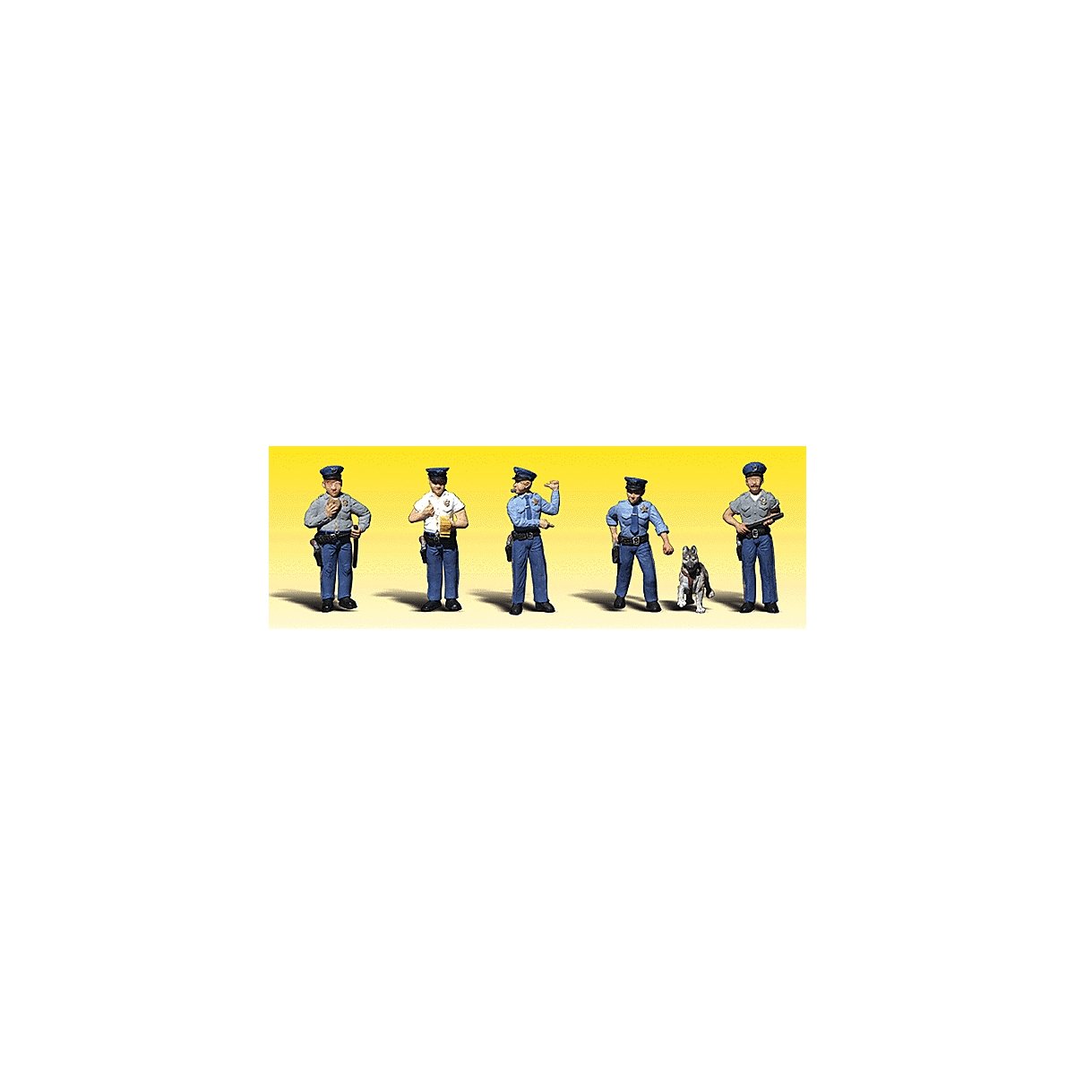 Scenic Accents(R) Figures -- Policemen, N, Woodland Scenics 2122