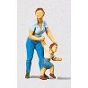 Individual Figure - Pedestrians -- Mother w/Child, HO, Preiser Kg 28023