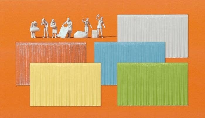 6 Unpainted Figures and 16 Window Curtains -- Curtains: 8 Orange and 2 Each White, Blue, Yellow, Gree, HO, Preiser Kg 16360