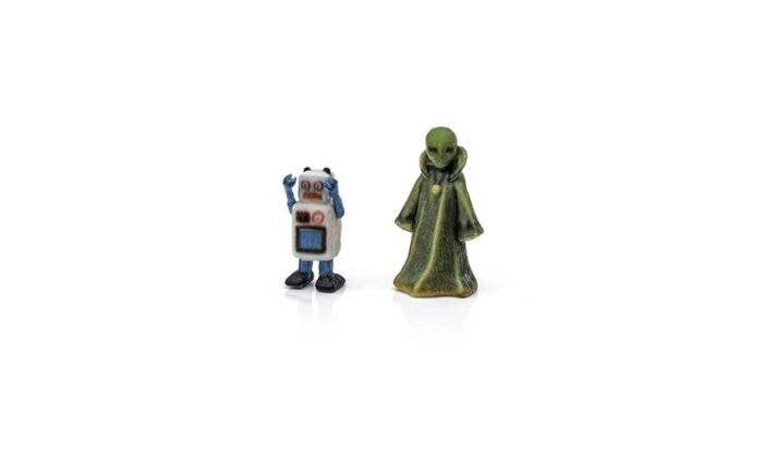 Find Me Figures Scenic Accents(R) -- Earth Visitors pkg(2), O, Woodland Scenics 2860