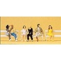Pedestrians -- Couples Seated, HO, Preiser Kg 10180