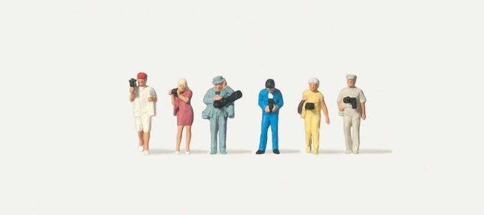 Tourists with Cameras -- pkg(6), TT, Merten 282532