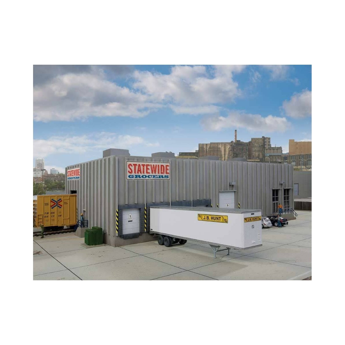 Modern Concrete Grocery Warehouse -- Kit - 16-7/8 x 8-11/16 x 4-1/2′ 42.8 x 22 x 11.4cm, HO, Walthers Cornerstone 4105