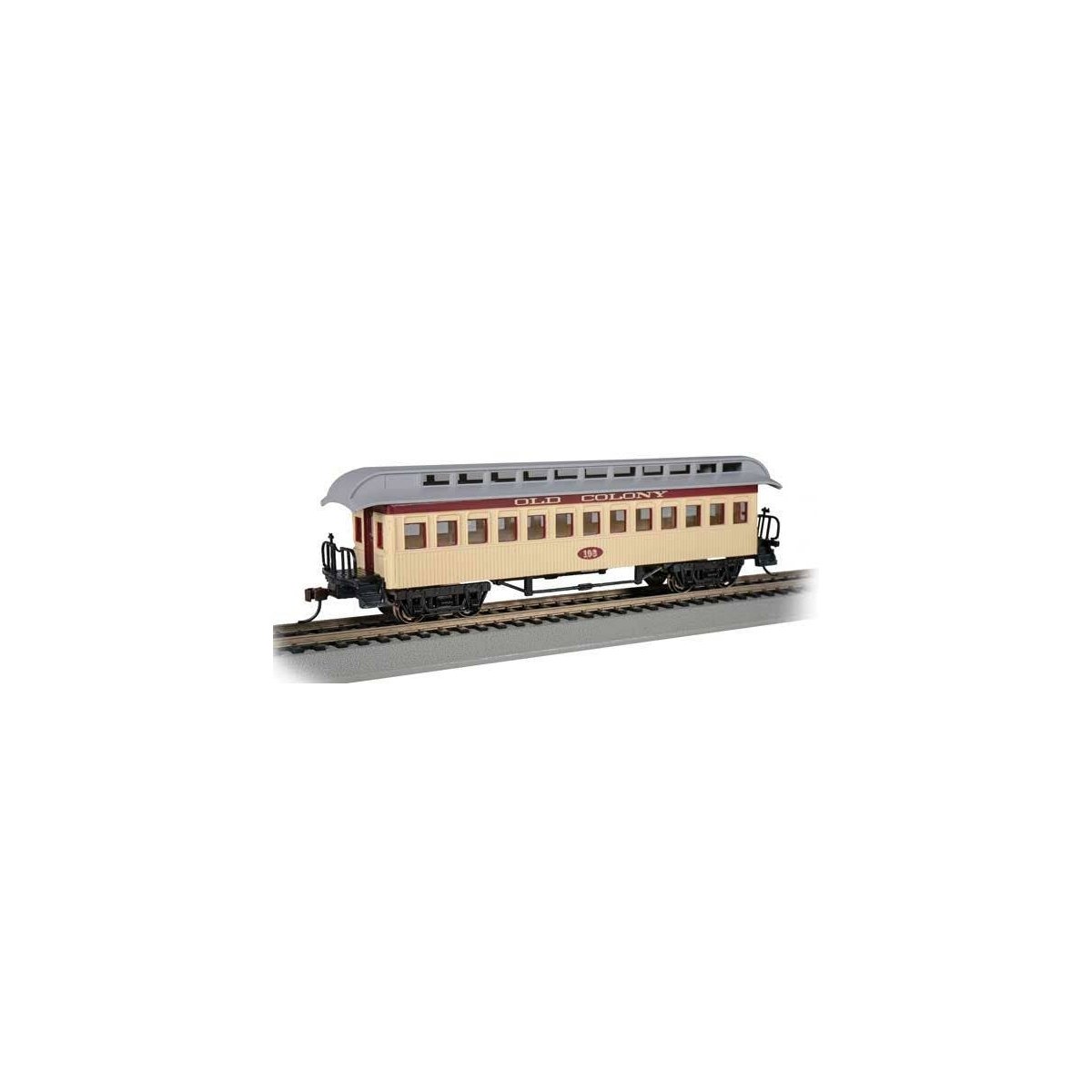Old Time Wood Coach with Round-End Clerestory Roof - Ready to Run -- Old Colony Railroad (yellow, red), HO, Bachmann Industries 
