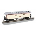 Old Time Wood Baggage with Round-End Clerestory Roof - Ready to Run -- Old Colony Railroad (yellow, red), HO, Bachmann Industrie